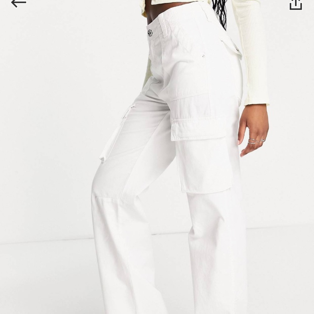 White Berksha Cargo Pants Size 10